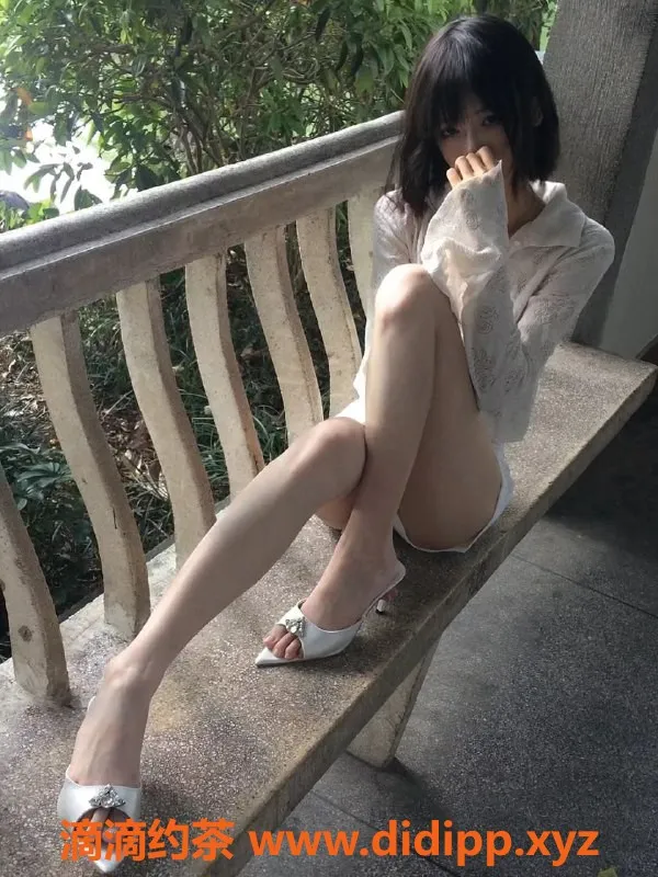 上海楼凤-普陀圆圆，18岁模特，身高170，价格1500起