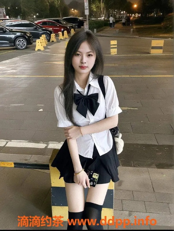 武汉楼凤-湖北小新，18岁，身高1.63，88斤，胸C，汉阳区