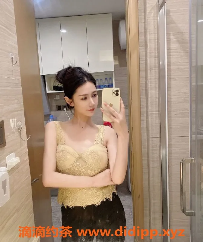 深圳楼凤-23岁小雅，深圳龙岗千五档，162c，45kg服务热情