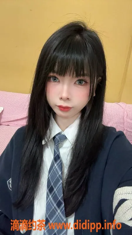 深圳楼凤-龙华小表妹，上门服务800元起