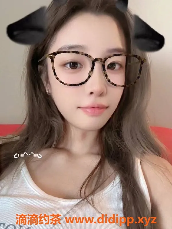 成都楼凤资源信息,成都可可，23岁165cm娇嫩妹儿，服务超热情