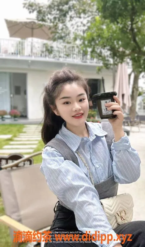 杭州楼凤-上城双飞姐妹花 26岁 C罩杯 体验心动快感