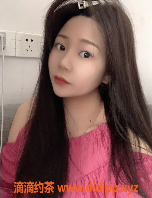 深圳楼凤-福田风骚大胸小奶酪 160cm 23岁 700元体验