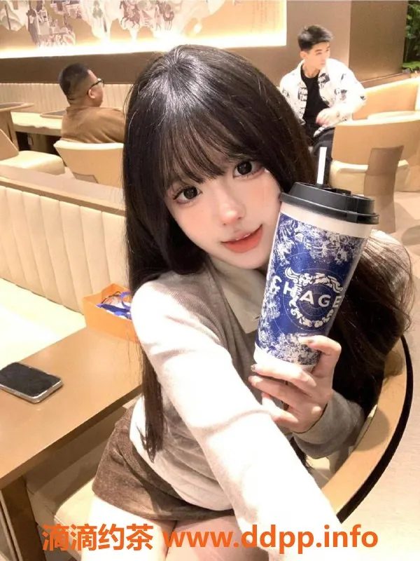 深圳楼凤-南山20岁仔仔推荐，身高165cm，胸围36C