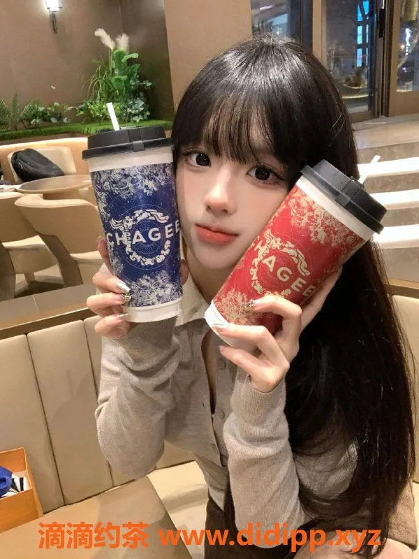 深圳楼凤-南山20岁仔仔推荐，身高165cm，胸围36C