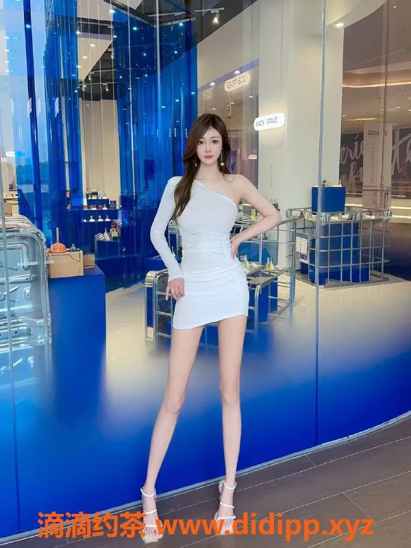 上海楼凤-闵行梦无双 178大长腿 36D御姐服务