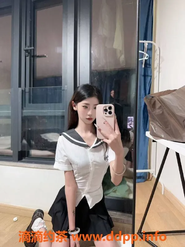 长沙楼凤-雨花区19岁嫩妹沐心，165cm健美身材，价格700p起