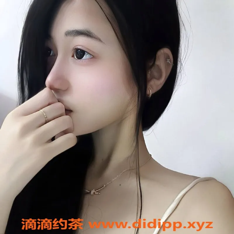 成都外围-成都唯一16岁清纯妹儿，身高163，服务全体验