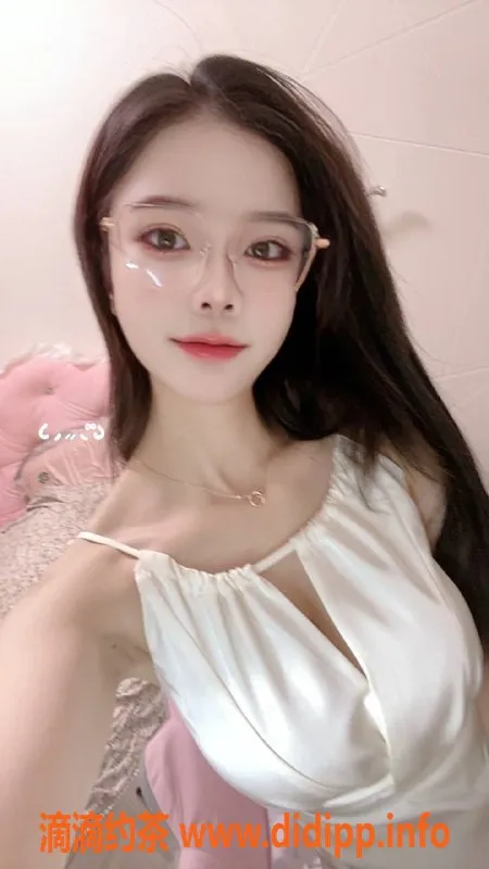 厦门楼凤-厦门思明区电报老师画北北，颜值高，服务优