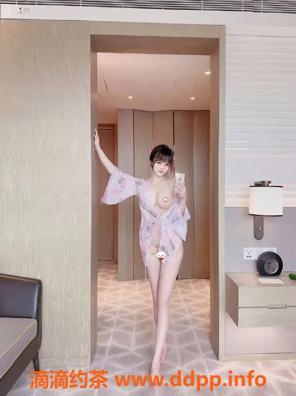 北京上门服务-朝阳双井草莓，173cm高、50kg，风骚系极品