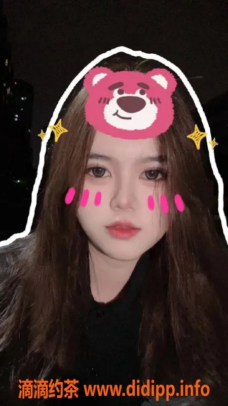 西安楼凤-高新月月，18岁D+丰满女孩，服务超值4p/7pp