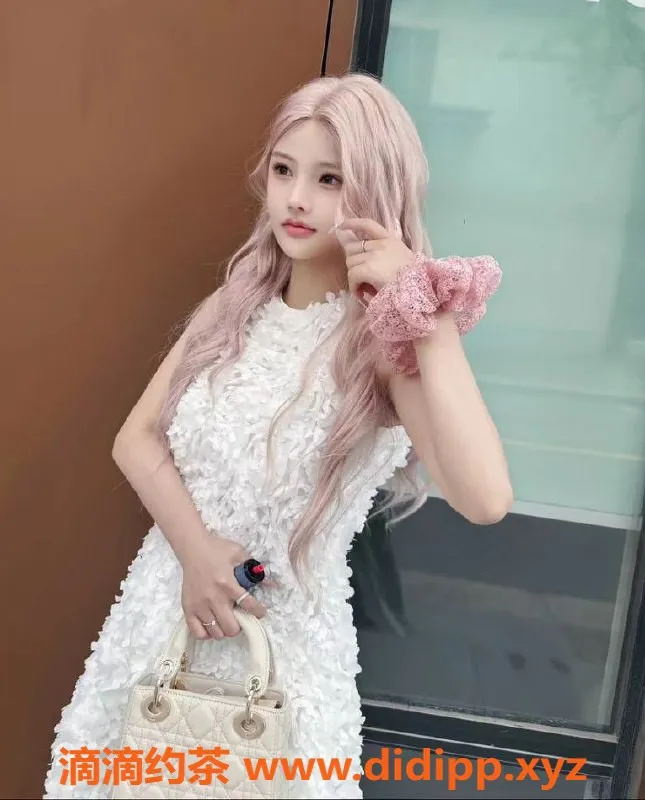 上海楼凤资源信息,普陀小五同学，165高D罩，千元嫩妹