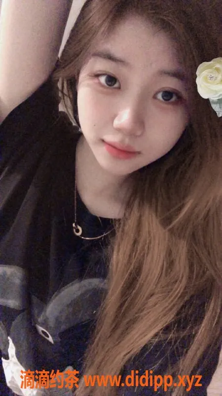 广州楼凤-黄埔嫩妹爽儿，700元热情服务，视频验证保证