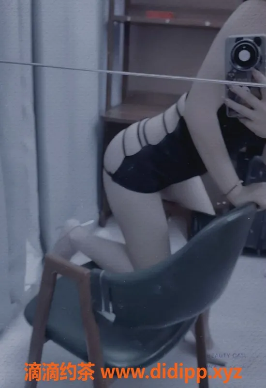 重庆楼凤资源信息,柚柚-身材火辣，服务极品，尽享奢华体验