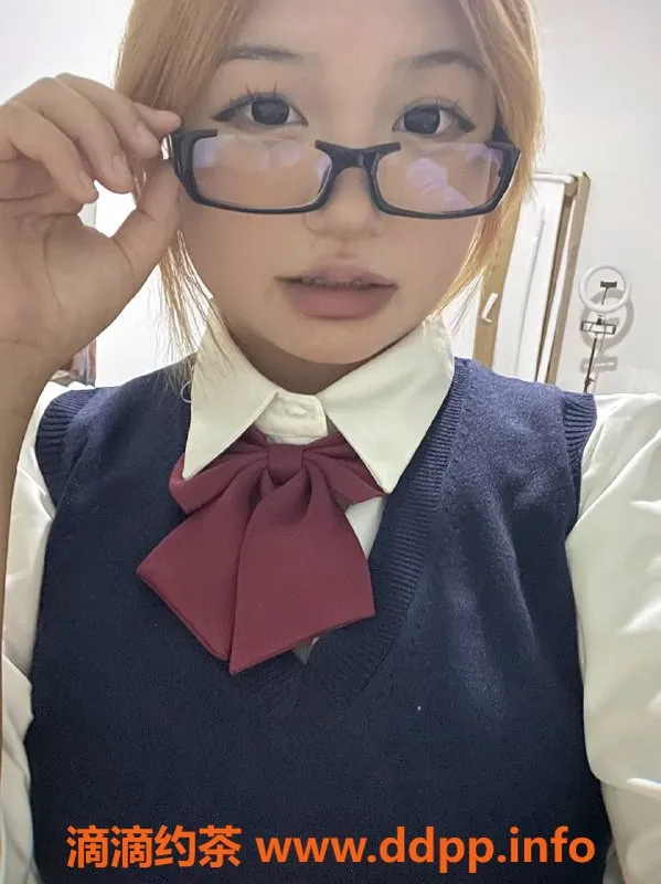 成都上门服务-【花名】 #胡桃
【编号】 #B150
#4p #未成年 #丰满