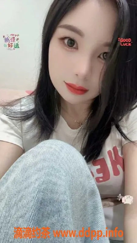 深圳楼凤-宝安君宝，24岁美女163cm、50kg，享受一条龙服务