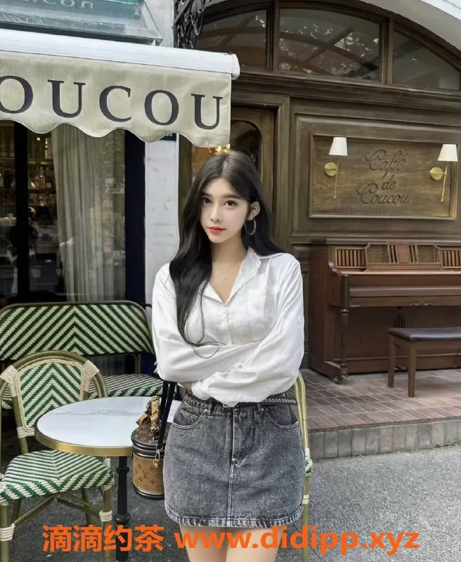 深圳楼凤-南山伊菲大波E，1300元享鸳鸯浴及车震服务