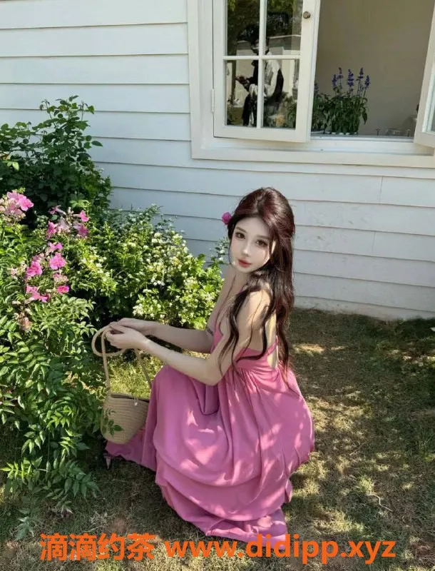 深圳楼凤-南山晚晚，1288元享口爆车震等多重服务