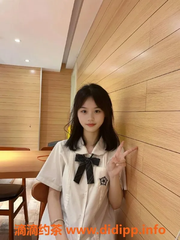 深圳楼凤-宝安怡怡，1200起，优质服务等你体验