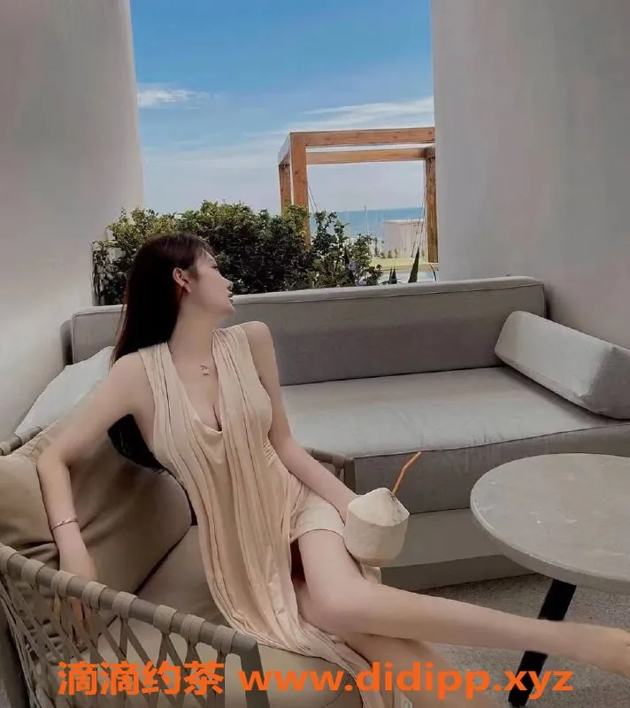 上海外围-七宝李芳，颜值高，口活强，值得一试