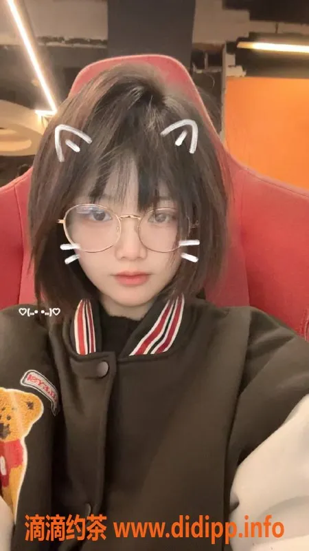 长沙楼凤-雨花区20岁嫩妹甜思琳，163高47kg，7p起