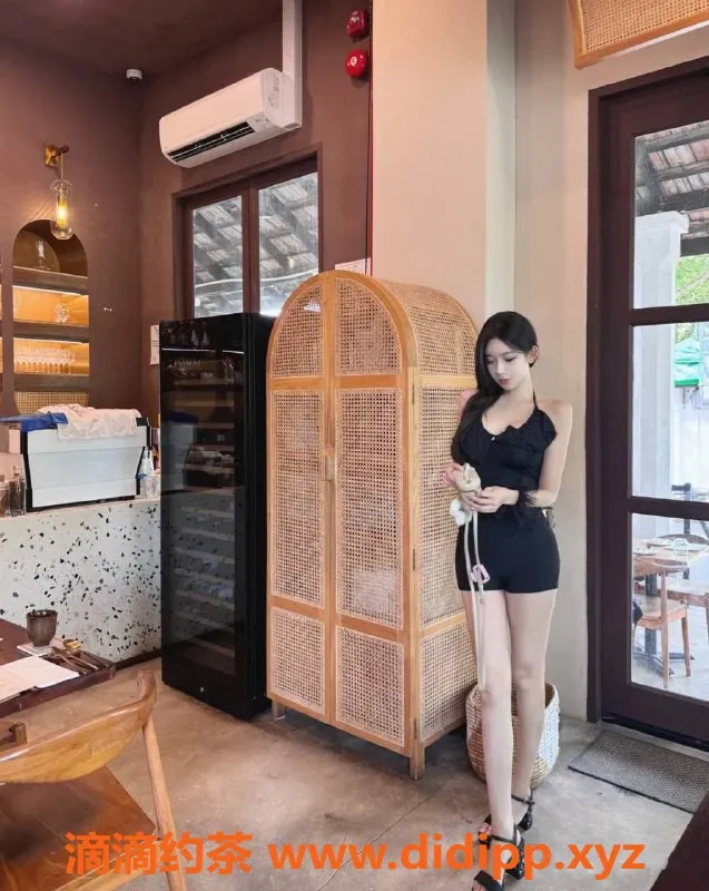 广州楼凤-广州天河小花儿，私聊只需700起