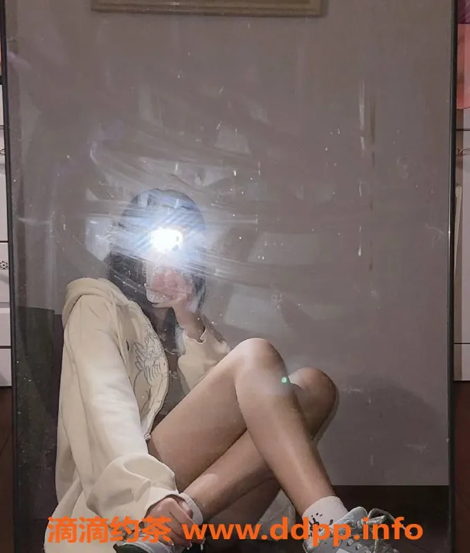 广州楼凤-天河嫩妹怡宝，水费600起，超值享受