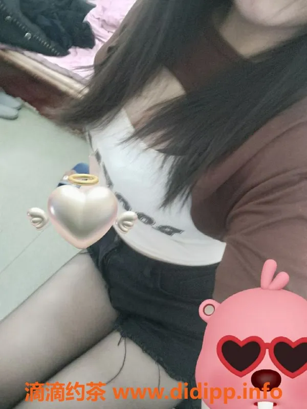 成都楼凤-青羊区云儿，18岁，165cm，500元包你欢欢