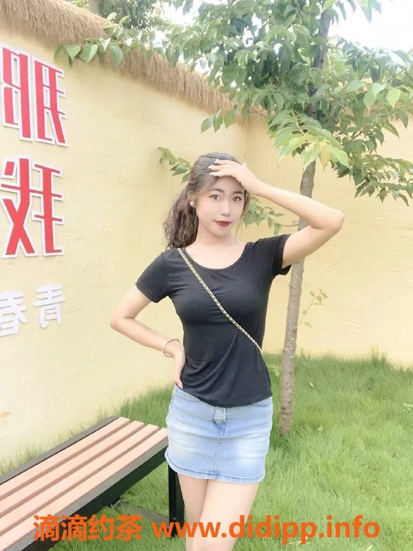 东莞楼凤-大朗新晋舞蹈老师婷宝，18岁身高160，体验甜美服务