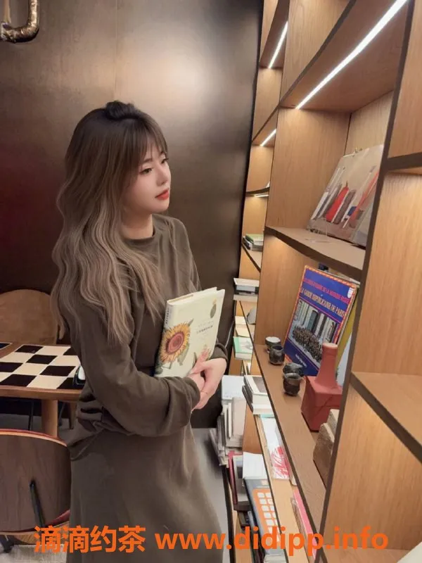 深圳楼凤-南山童童，热情迷人的小兽女