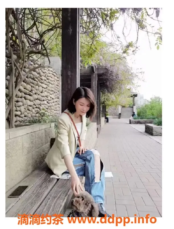 北京楼凤-丰台熟女小项保建 90斤亲民少妇服务