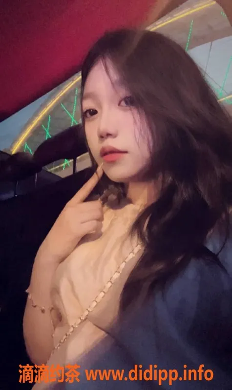 长沙楼凤资源信息,望城区小瑶，165cm，18岁，600p调情服务