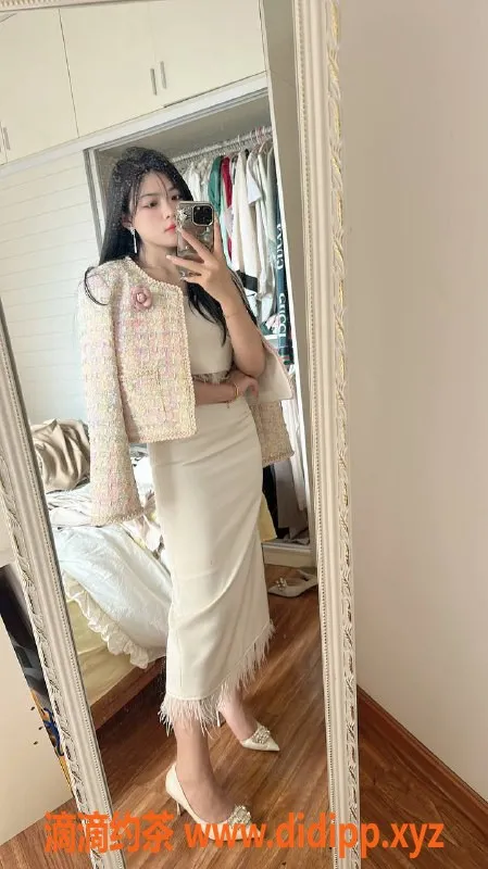 深圳楼凤资源信息,福田蓝依，800元情趣服务，超值体验