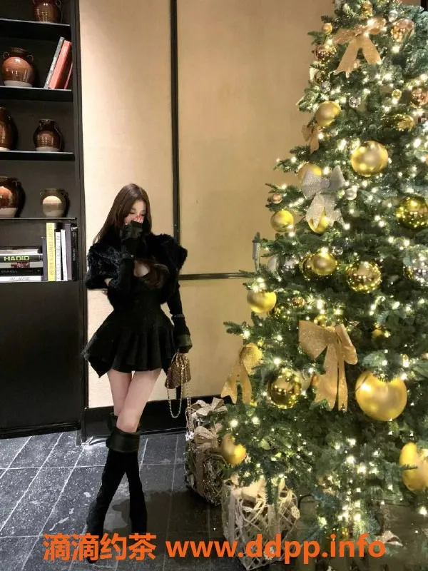 广州楼凤-天河米兰，3000元课费，夜间只要8000元