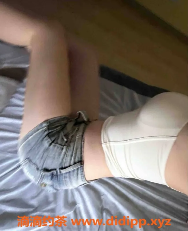 上海楼凤资源信息,闵行泡泡，160CM嫩妹，34B，1000元起服务