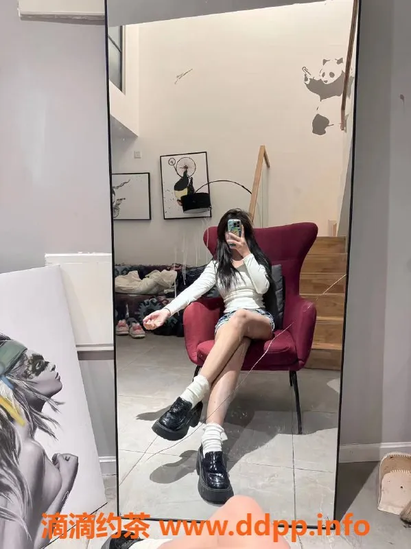 成都楼凤资源信息,成华区小西西，身材超赞的嫩妹，课时费7p