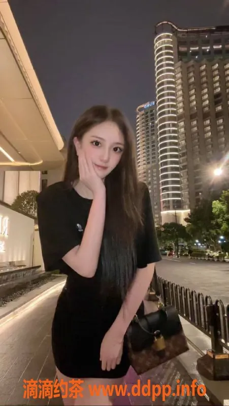 深圳楼凤-南山安安，1200起，舌吻69深喉服务