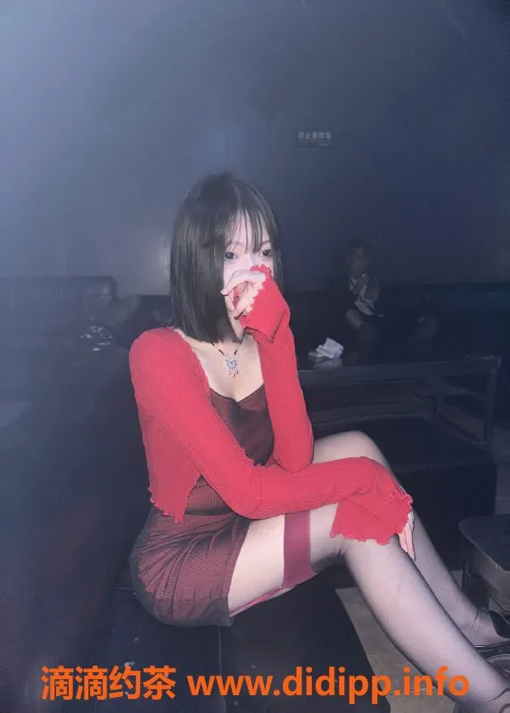 成都楼凤-成都圆圆，158cm身材匀称，服务超全面！