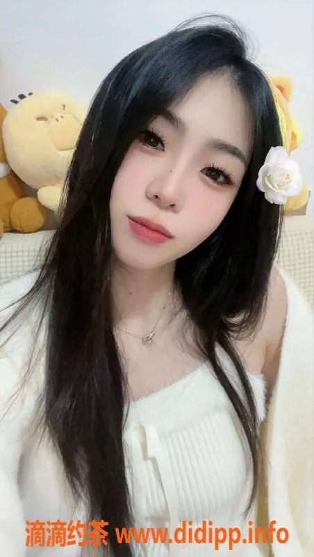 深圳楼凤资源信息,龙华月月，800元享69鸳鸯浴与调情服务