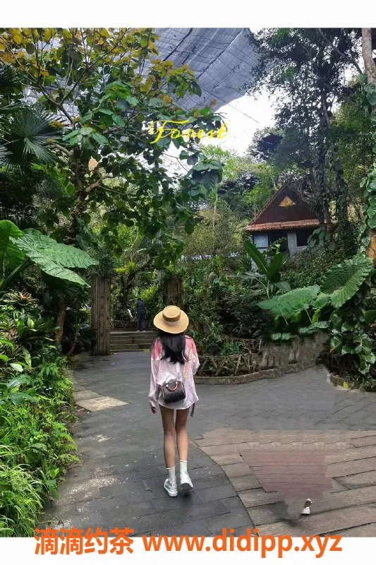 深圳楼凤-南山小轩轩，600元调情与鸳鸯浴