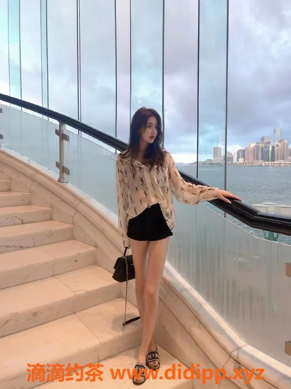 深圳楼凤-深圳梨香香，颜值高，胸大服务好，P2000起