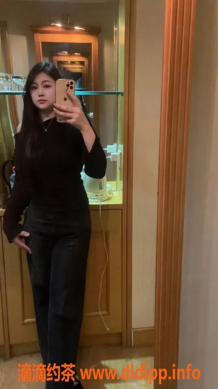 广州楼凤-天河小乖少妇，500元超值体验