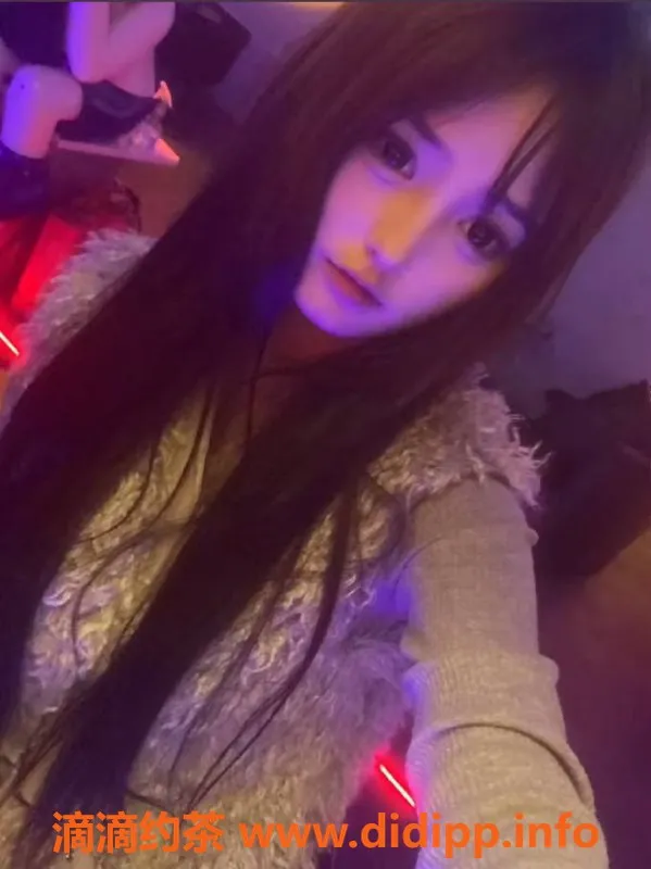 郑州楼凤资源信息,金水区小雅，19岁，165身高，87体重，尽享优质服务