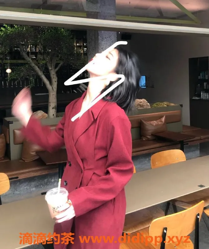 北京楼凤-国贸嫩妹Naomi，内衣批发20Z起，晚上仅限见面