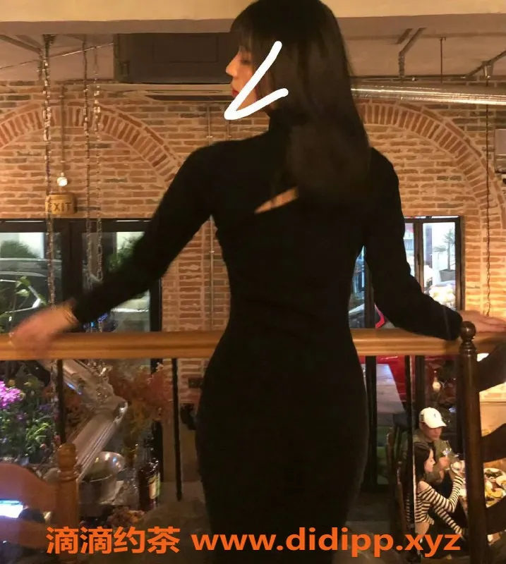 北京楼凤-国贸嫩妹Naomi，内衣批发20Z起，晚上仅限见面