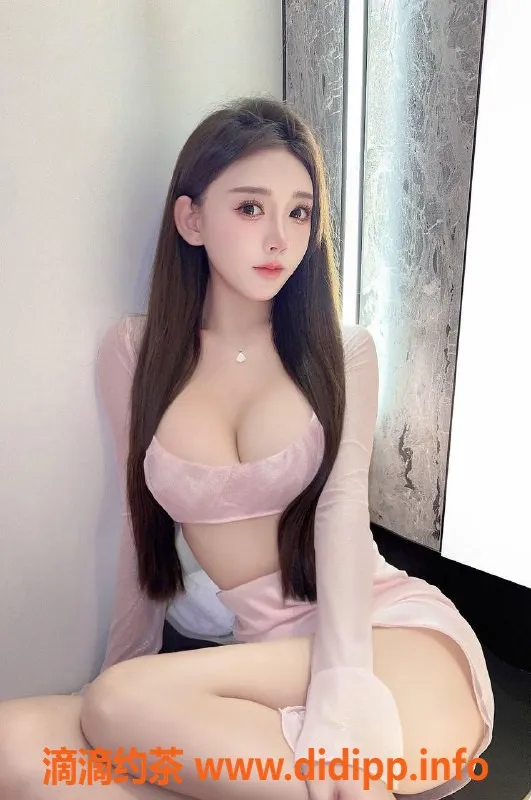 福州楼凤-福州台江区冰冰：170cm大长腿，价格700P起