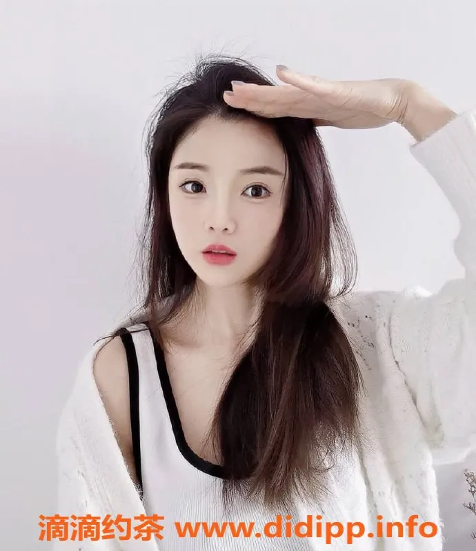 上海楼凤-肖晶晶，04年嫩妹，亲密互动超配合