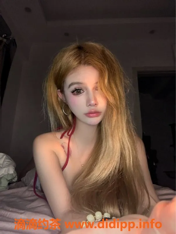 广州楼凤-天河许初蒽，课费700p优质体验