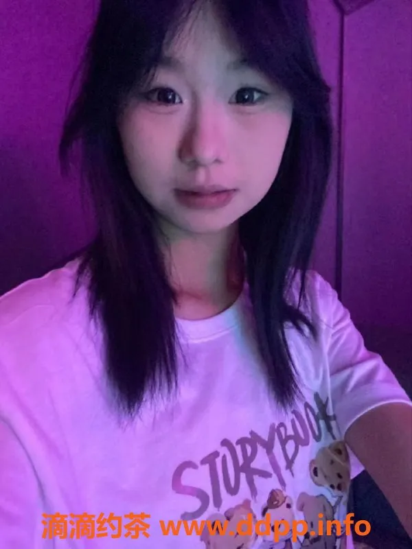 成都楼凤资源信息,成都嫩妹黄瓜，167cm，90斤，600元服务不油腻！