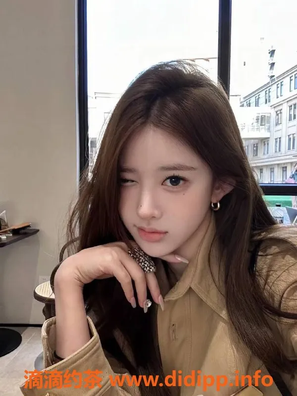 深圳楼凤资源信息,龙华依依，1500元体验六九Kiss特色服务